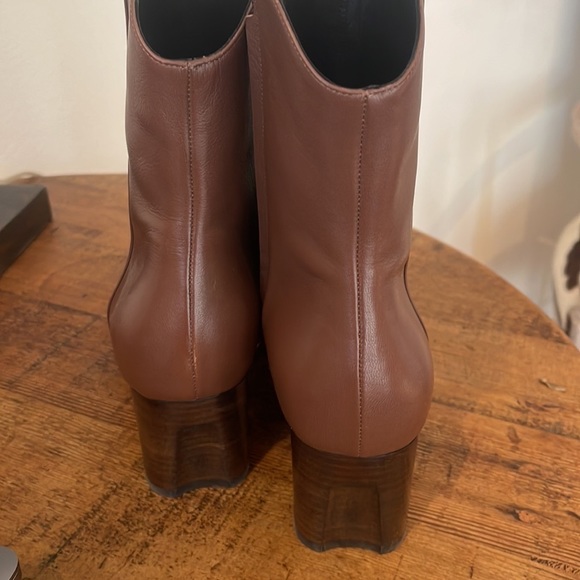 M. Gemi Italian saddle leather brown ankle boots. NWOT - Picture 7 of 11